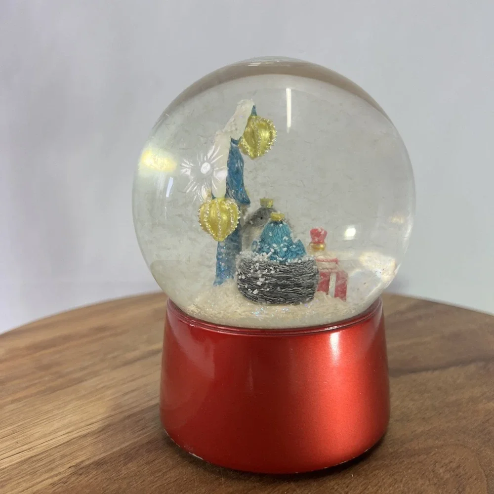 Nordstrom 2011 Holiday Snow Lighted Water Globe Christmas Presents & Birds Works